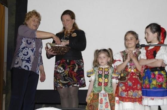 krst-knihy-lisov.jpg krst-knihy-lisov.jpg
