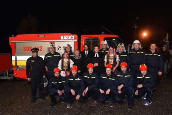 odovzdanie-hasicskeho-auta-2016-foto10.JPG odovzdanie-hasicskeho-auta-2016-foto10.JPG